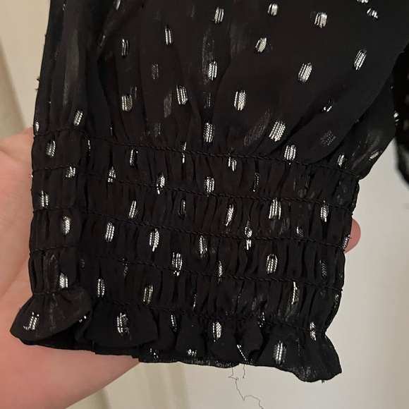 Old Navy Black and Silver Long Sleeve Blouse - Picture 3 of 5